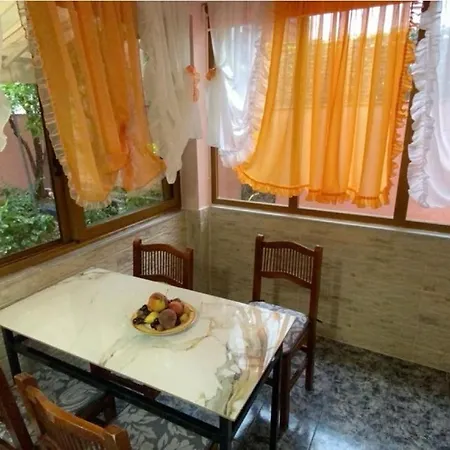 Terracotta House דירה
